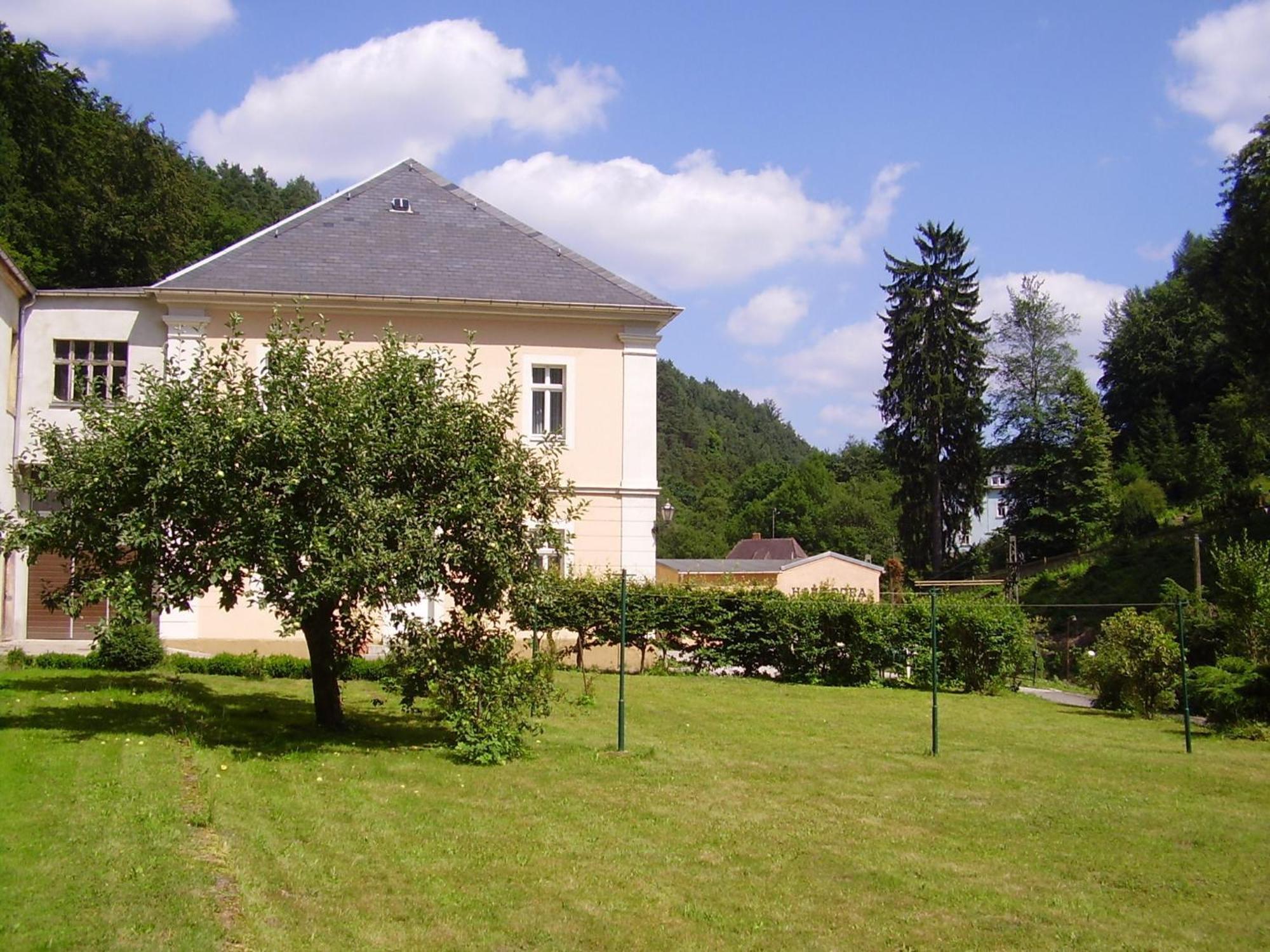 Hotel Garni Dekorahaus Bad Schandau Exteriör bild