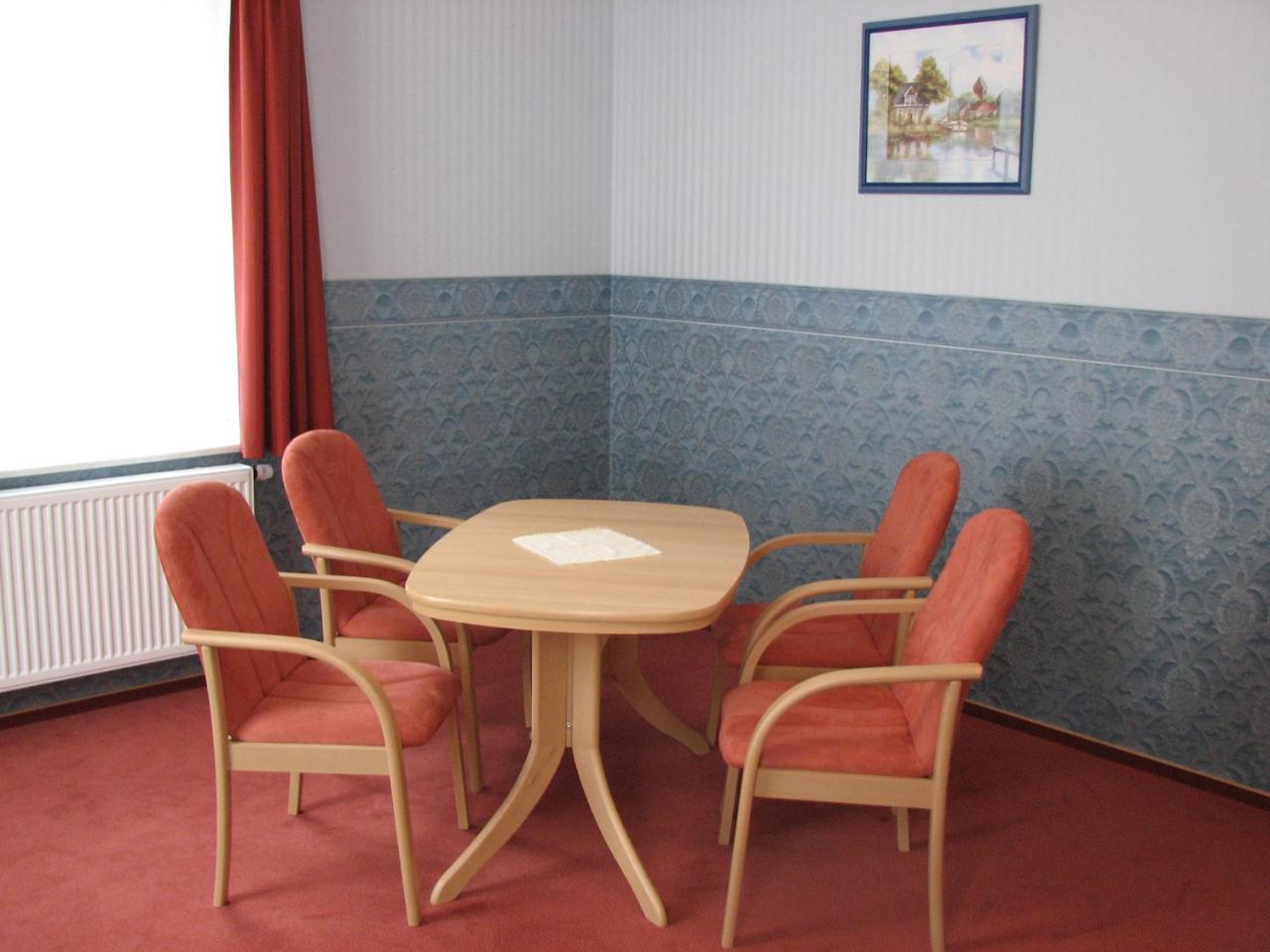 Hotel Garni Dekorahaus Bad Schandau Exteriör bild