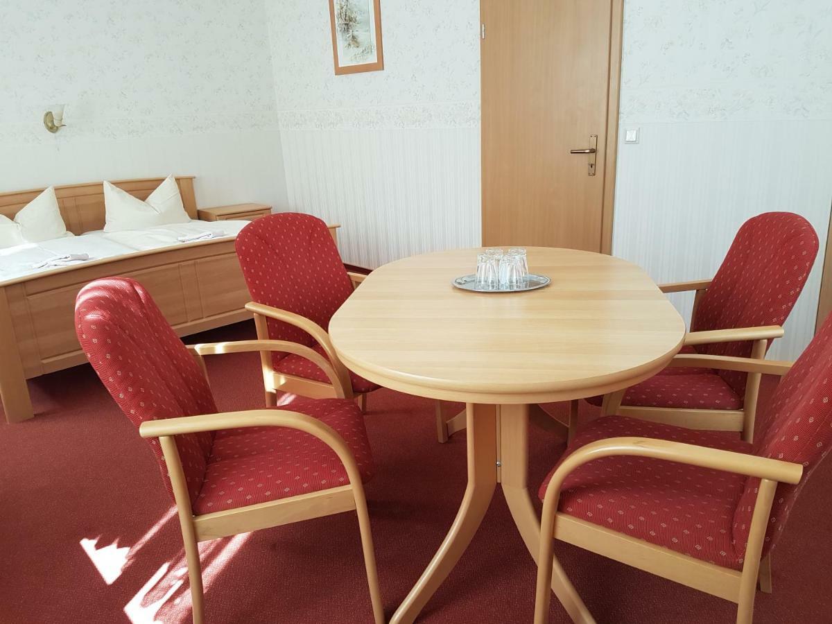 Hotel Garni Dekorahaus Bad Schandau Exteriör bild
