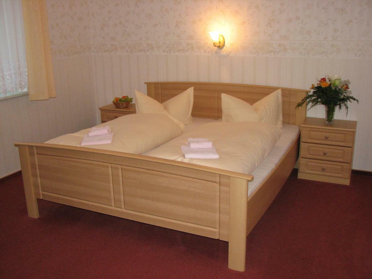 Hotel Garni Dekorahaus Bad Schandau Exteriör bild